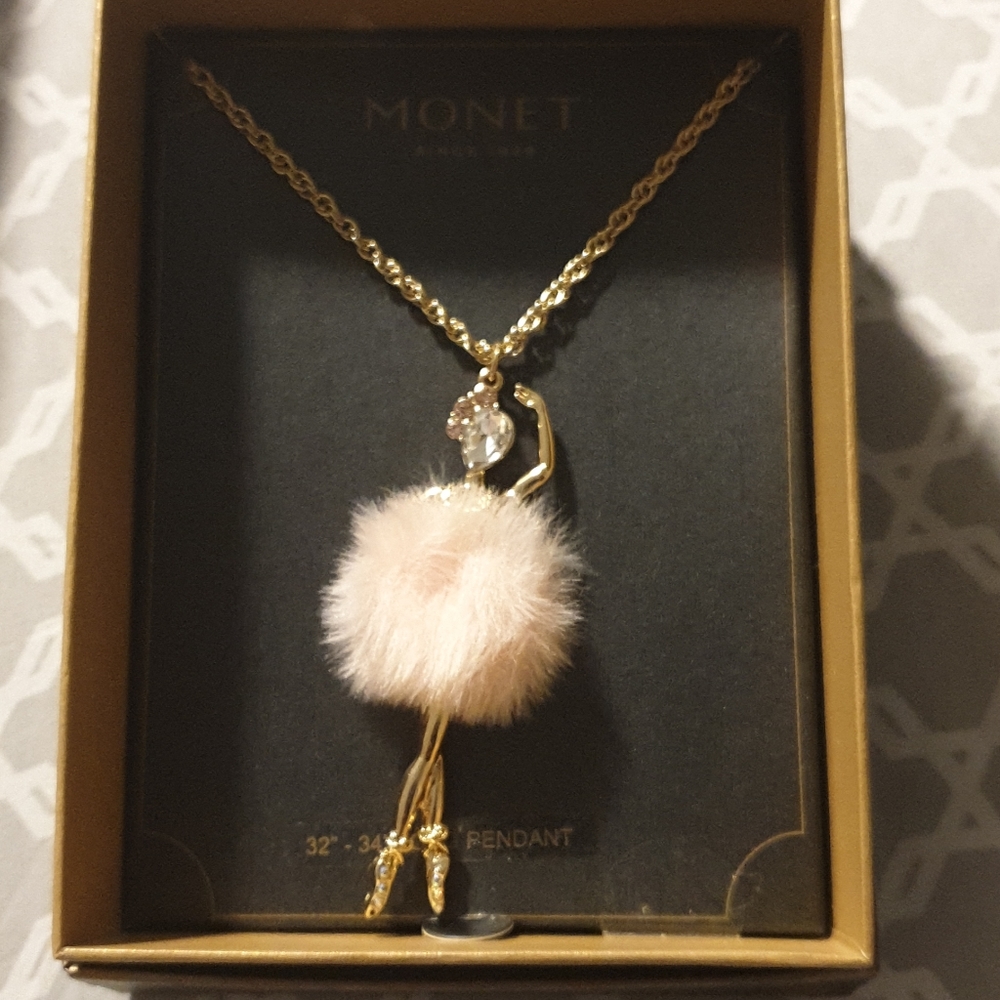 Ballerina necklace